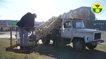 Сергей Золотарёв: Уважаемые работники и ветераны жилищно-коммунального хозяйства и бытового обслуживания городского округа Мелитополь!