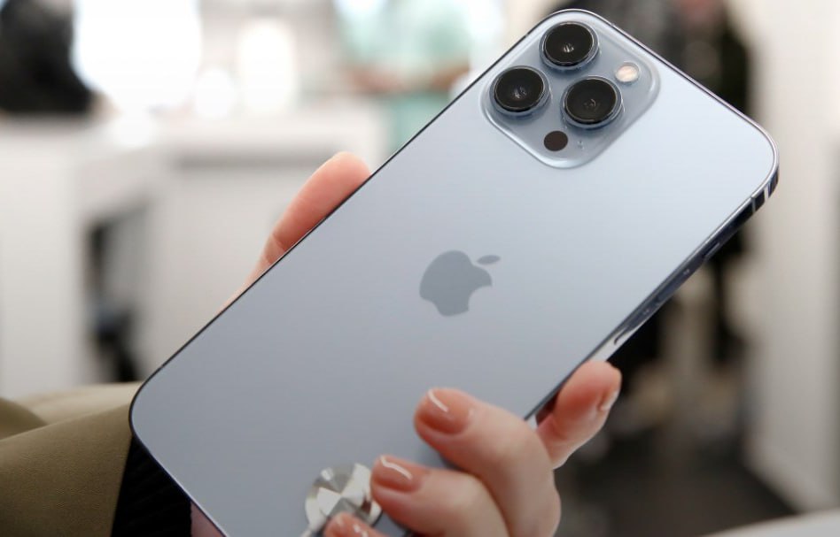 Мошенники пытаются блокировать iPhone россиян через модификации Telegram