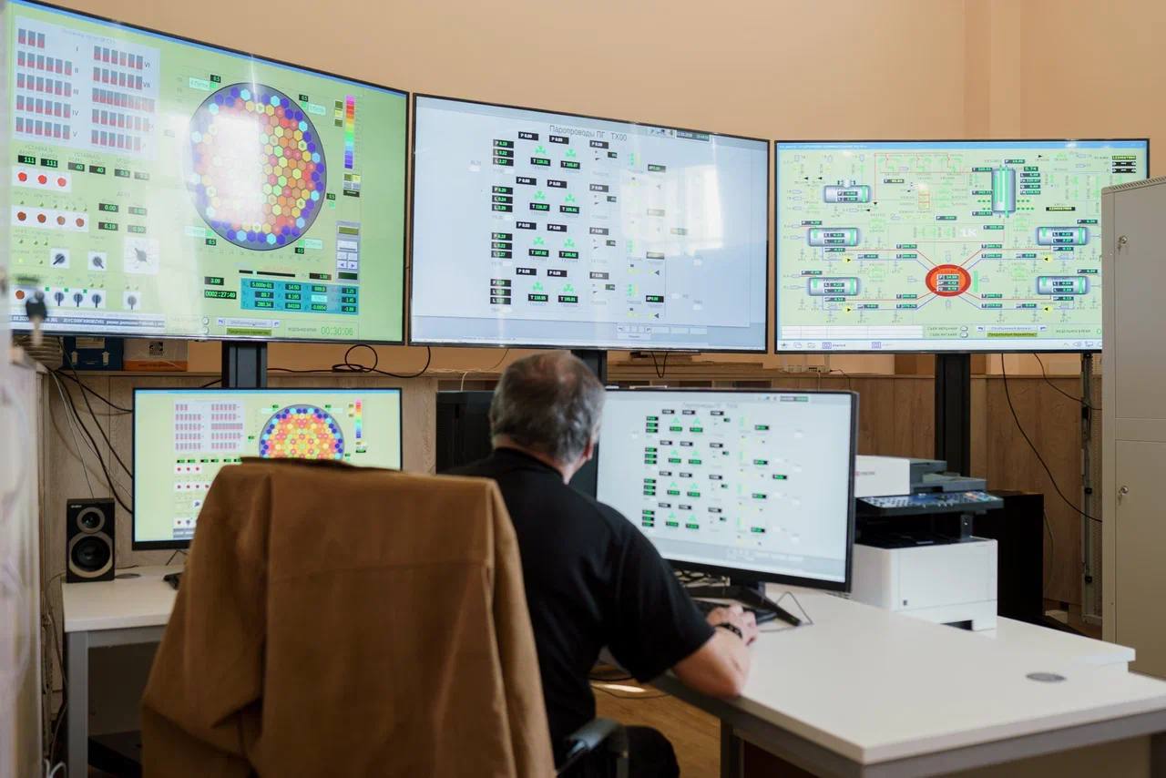 ЗАЭС: В СевГУ запустили тренажёр реактора ВВЭР-1000 для подготовки специалистов Запорожской АЭС