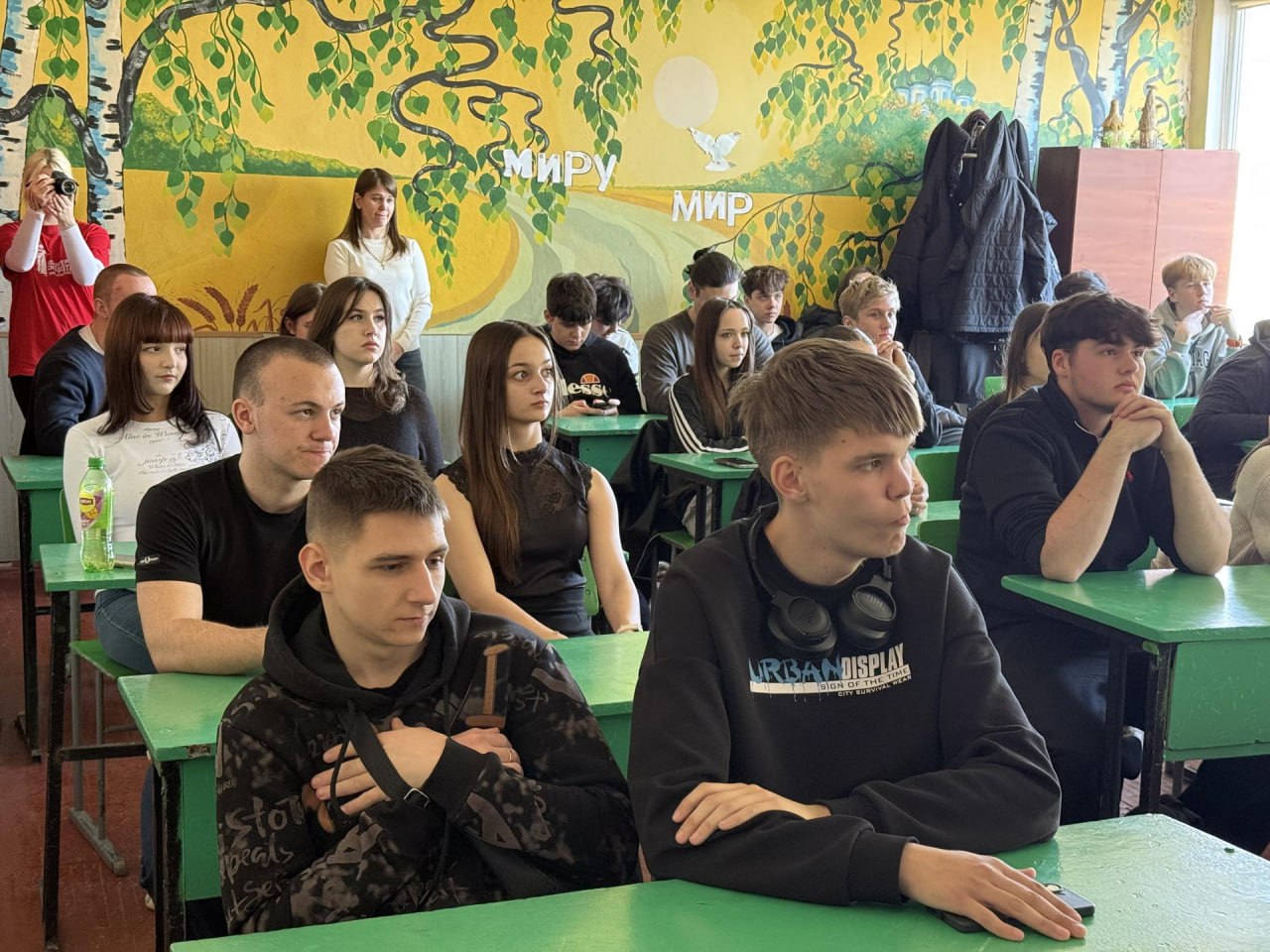 Школьники Запорожской области узнали о хранителях российского суверенитета Школьники Запорожской области узнали о хранителях российского суверенитета