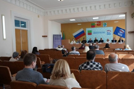 Диалог бизнеса и власти: в Бердянске обсудили ключевые вопросы предпринимательства