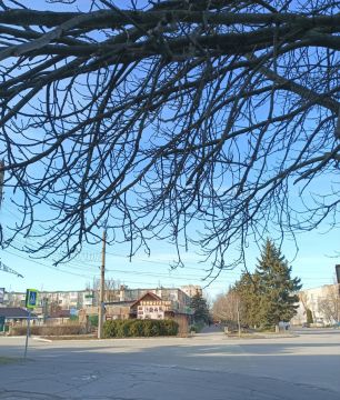 Пусть в момент, когда откроются глаза, откроются и пути к удаче, счастью и везению, и каждое мгновение этого утра сопровождается мощным позитивом, улучшая настроение в сотни раз, придавая сил, мотивации и желания покорить...