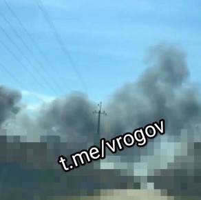 Владимир Рогов: На месте удара вражеского дрона в Акимовке поднимается столп дыма из-за возгорания