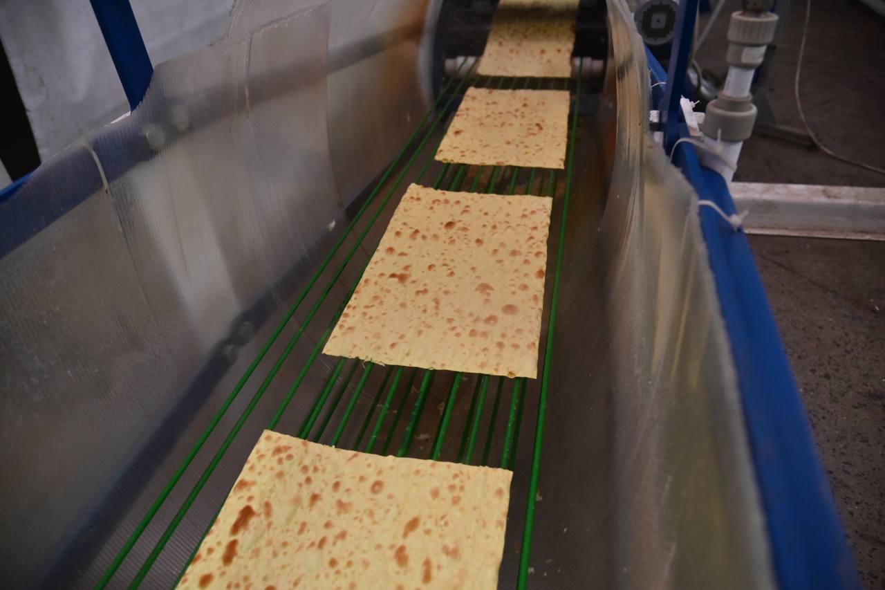 Дело тонкое: в ДНР за год испекли 4 млн лавашей Дело тонкое: в ДНР за год испекли 4 млн лавашей