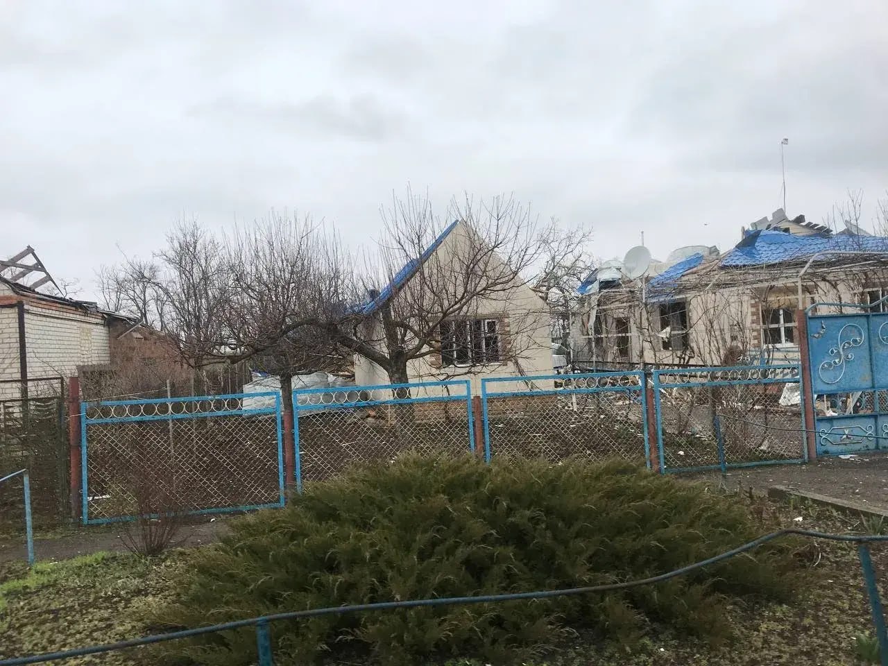 Так выглядят дома обычных жителей Куйбышевского округа после атак БпЛА ВСУ Так выглядят дома обычных жителей Куйбышевского округа после атак БпЛА ВСУ