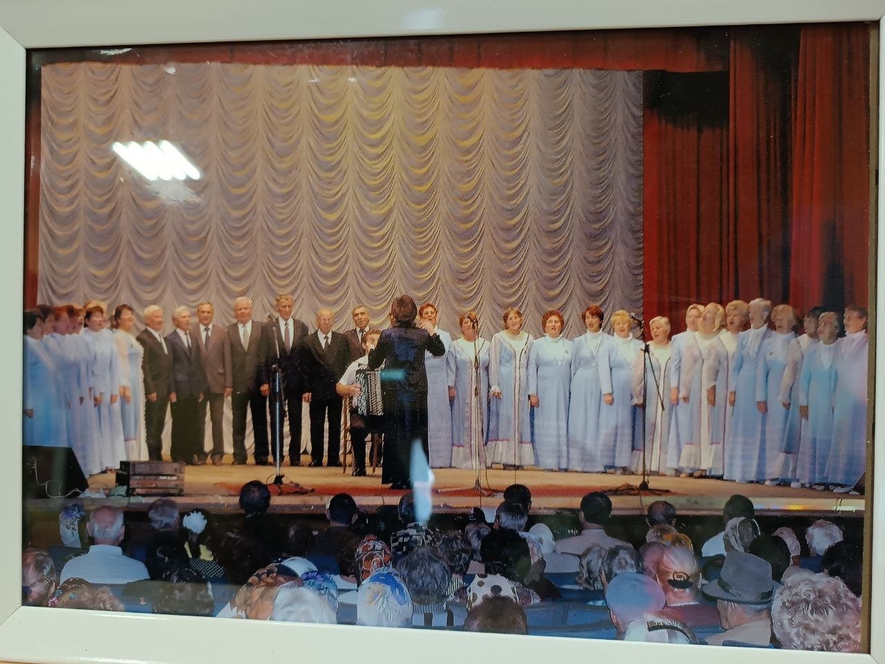 В Приморском краеведческом музее открылась выставка "Творцы хорошего настроения", посвященная Дню работников культуры