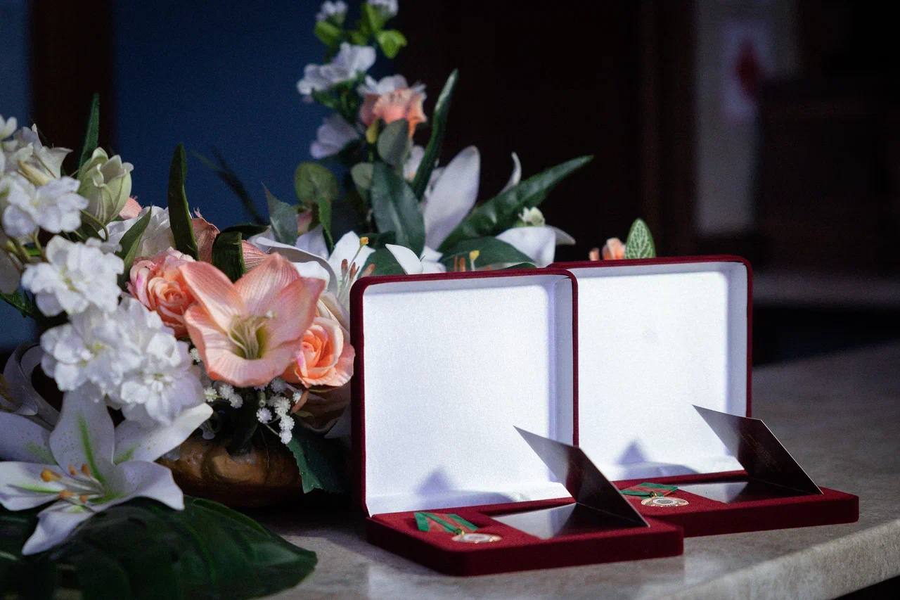 Евгений Балицкий: Сегодня, в профессиональный праздник, в Запорожской области отметили лучших работников культуры благодарностями Министерства культуры Российской Федерации, благодарностями и медалями за заслуги перед... Евгений Балицкий: Сегодня, в профессиональный праздник, в Запорожской области отметили лучших работников культуры благодарностями Министерства культуры Российской Федерации, благодарностями и медалями за заслуги перед...