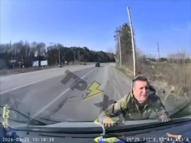 В Луцкой области водитель прокатил на капоте сотрудника ТЦК, который пытался пытался его мобилизовать