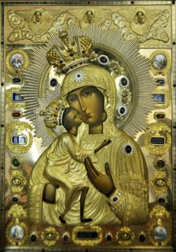 Сегодня святая Церковь чтит день памяти Феодоровской иконы Божией Матери