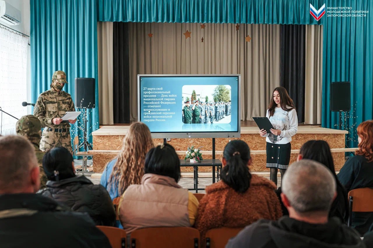 Сотрудники Росгвардии встретились с учащимися Мирненской школы №6 Сотрудники Росгвардии встретились с учащимися Мирненской школы №6