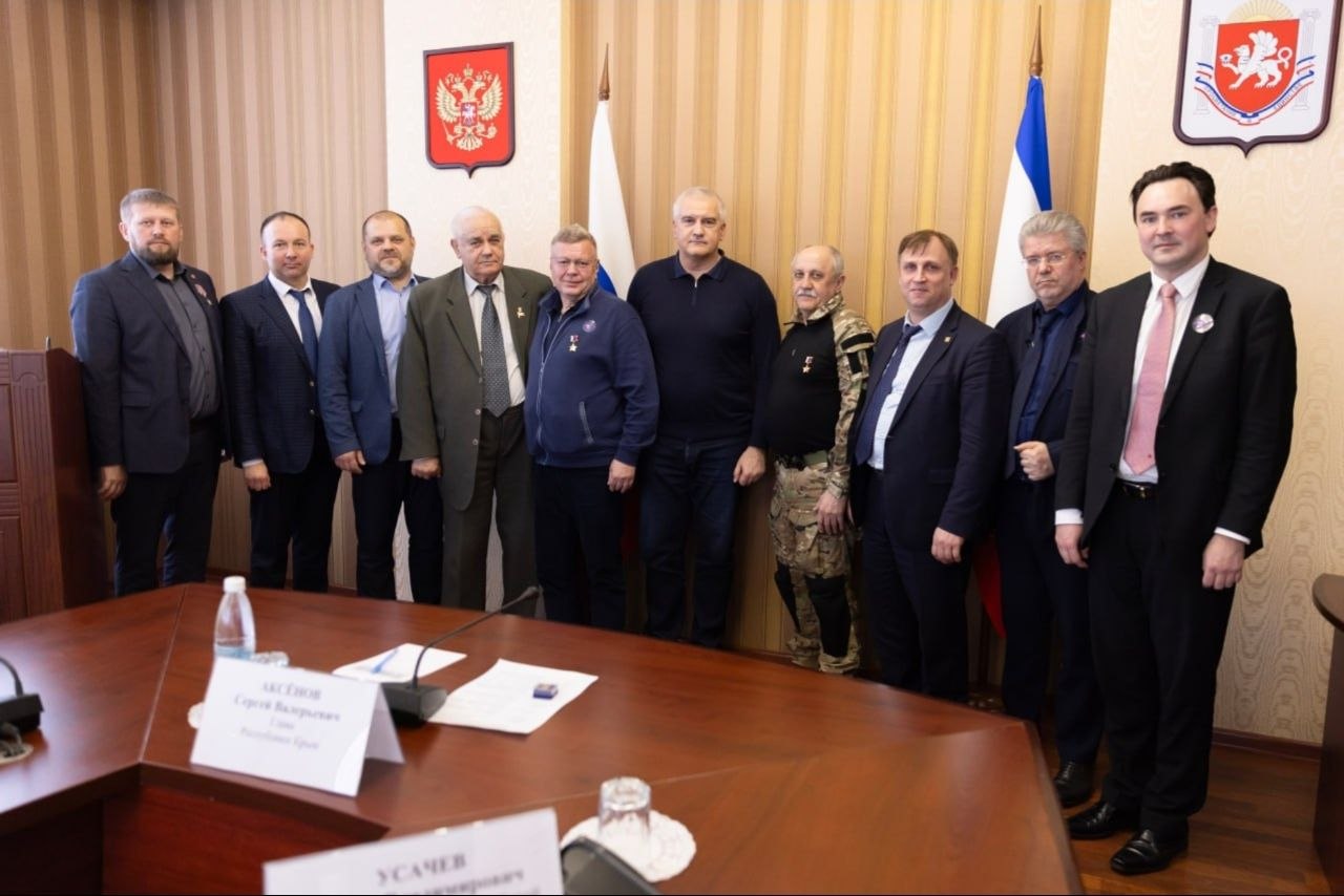 В Симферополе на базе МБОУ «Открытый космический лицей имени дважды Героя Советского Союза лётчика-космонавта Г. Т. Берегового» прошло центральное мероприятие межрегионального литературно-художественного конкурса... В Симферополе на базе МБОУ «Открытый космический лицей имени дважды Героя Советского Союза лётчика-космонавта Г. Т. Берегового» прошло центральное мероприятие межрегионального литературно-художественного конкурса...