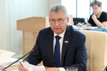 Виктор Емельяненко: На заседании Комиссии Совета законодателей Российской Федерации по интеграции новых субъектов РФ в правовую систему Российской Федерации были поддержаны инициативы, которые напрямую затрагивают самые...