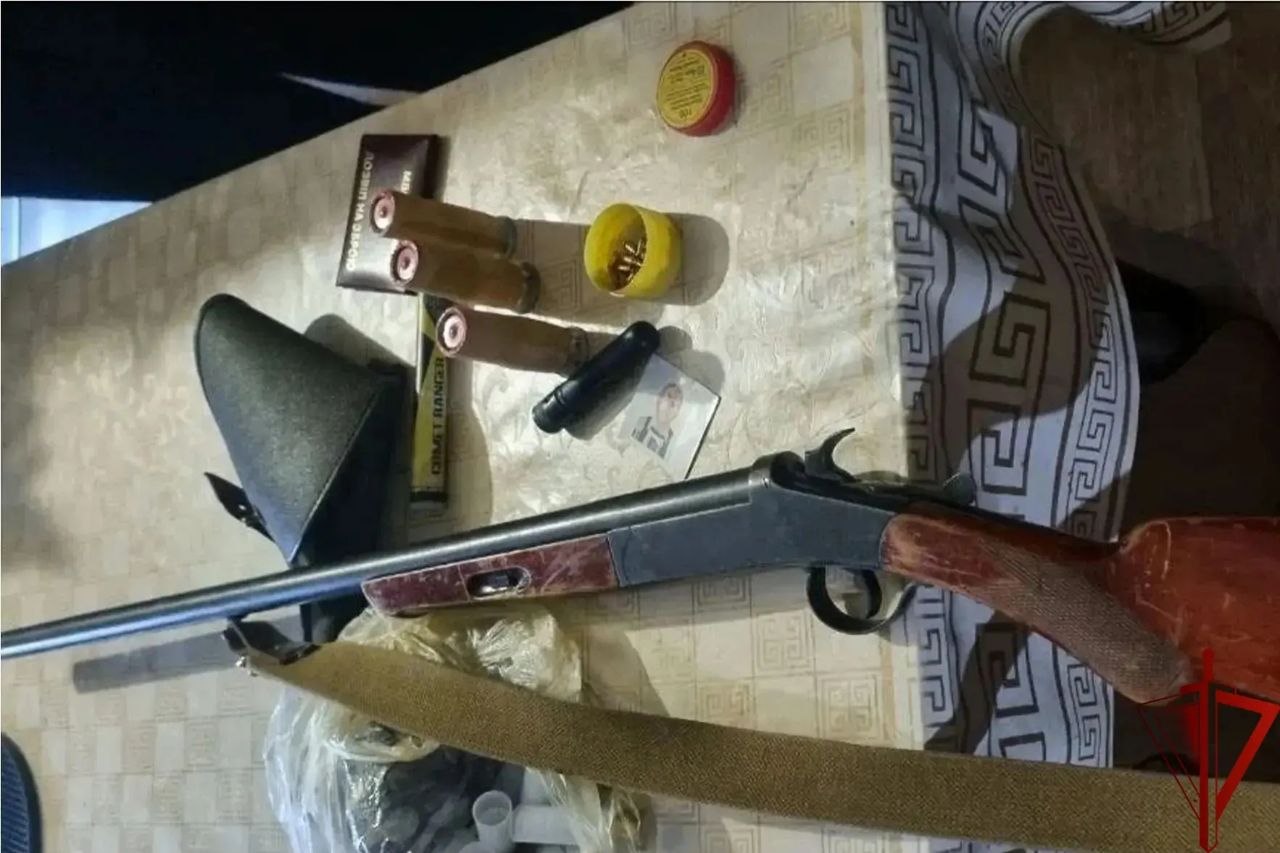 Росгвардейцы за неделю обезвредили свыше 400 взрывоопасных предметов в Херсонской и Запорожской областях Росгвардейцы за неделю обезвредили свыше 400 взрывоопасных предметов в Херсонской и Запорожской областях