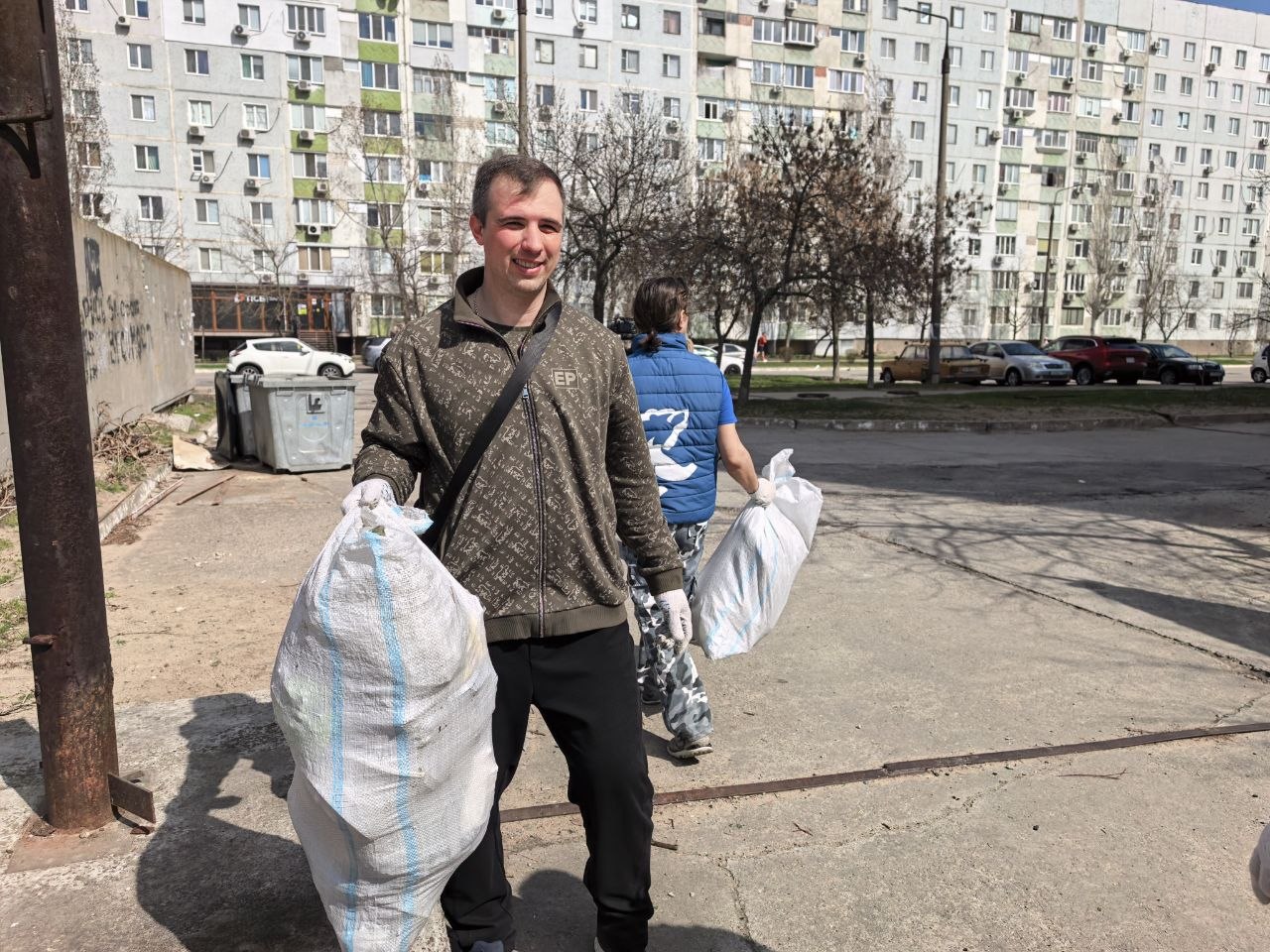 Единая Россия — за чистоту родного города! Единая Россия — за чистоту родного города!