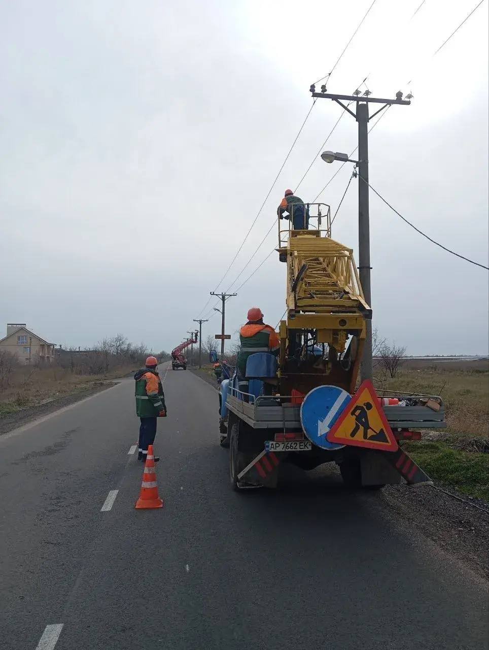 В Бердянске продолжаются работы по благоустройству В Бердянске продолжаются работы по благоустройству