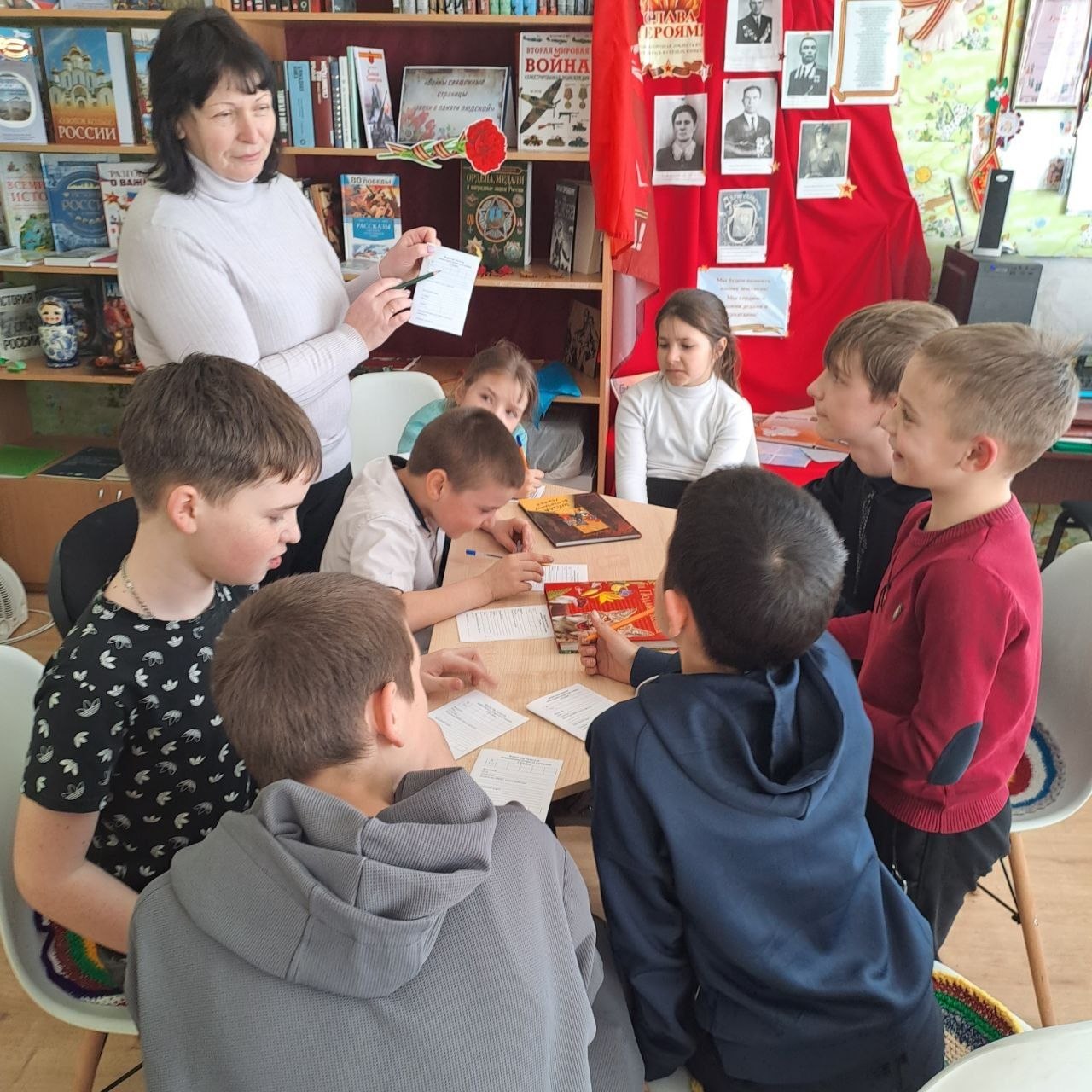 "УРА! НЕДЕЛЯ ДЕТСКОЙ КНИГИ " "УРА! НЕДЕЛЯ ДЕТСКОЙ КНИГИ "