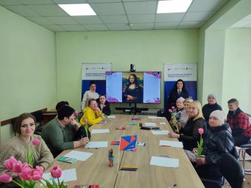 Более 2000 жительниц региона получают помощь женских клубов при кадровых центрах