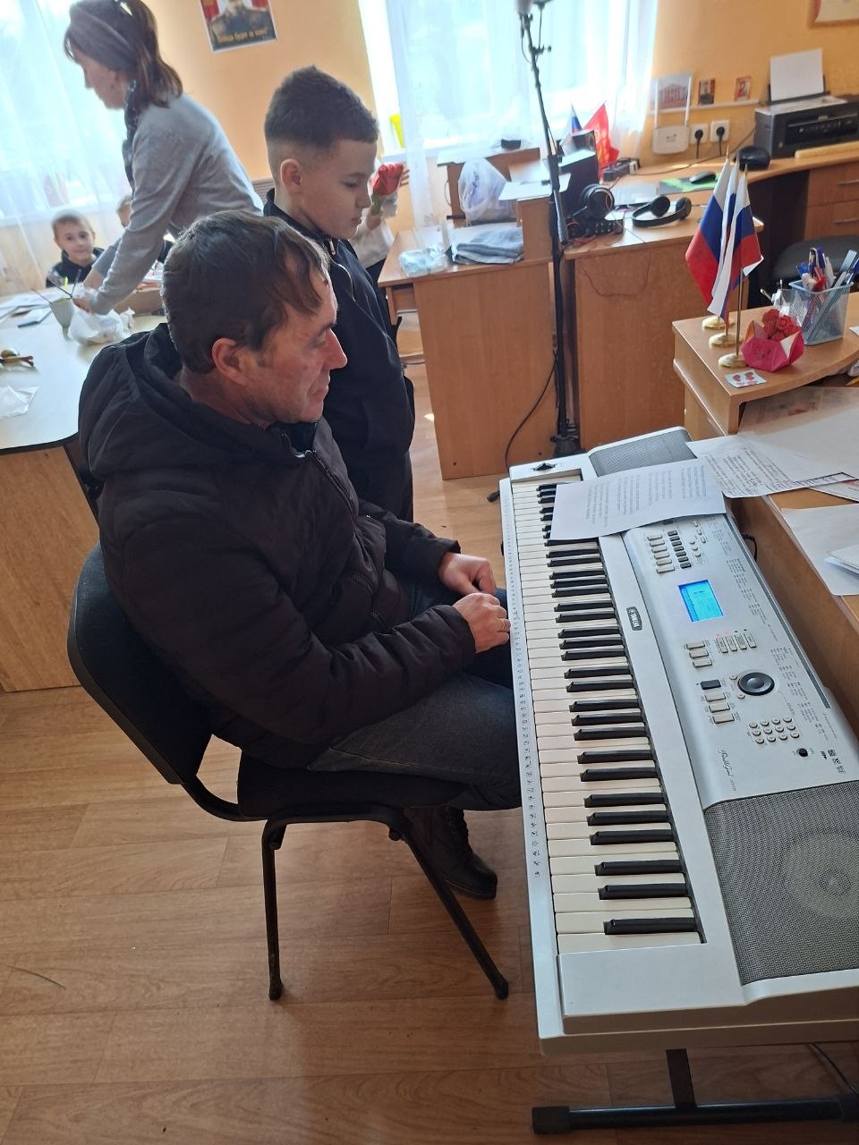 Мелодии творчества: репетиция вокальной студии «Тритон»