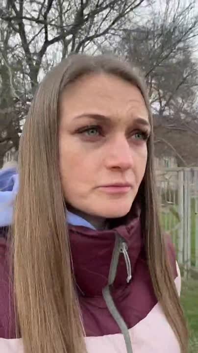 12-летняя девочка может еще находиться под завалами дома в Васильевке