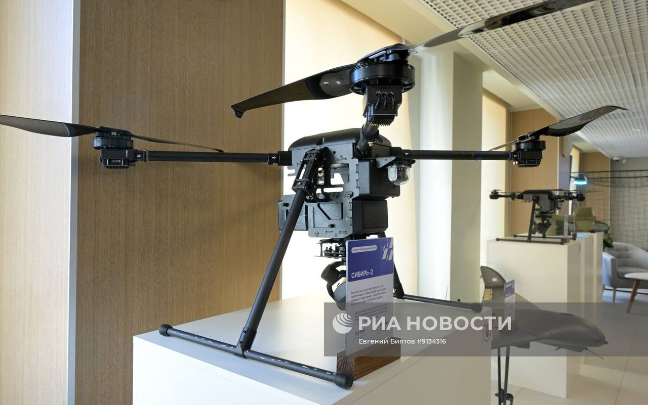 Выставка современных типов БПЛА, принятых на вооружение ВС РФ, в Едином пункте призыва города Москва Выставка современных типов БПЛА, принятых на вооружение ВС РФ, в Едином пункте призыва города Москва