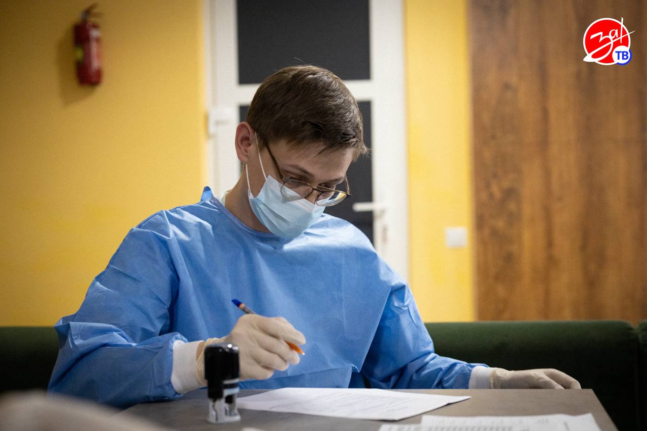 В пункт временного размещения в Запорожской области прибыла очередная группа жителей ДНР В пункт временного размещения в Запорожской области прибыла очередная группа жителей ДНР