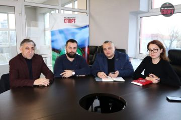 Запорожский филиал фонда "Защитники Отечества" и администрация Спортивного комплекса "Южный" провели рабочую встречу по вовлечению участников СВО в физкультурные мероприятия, проводимые спортучреждением