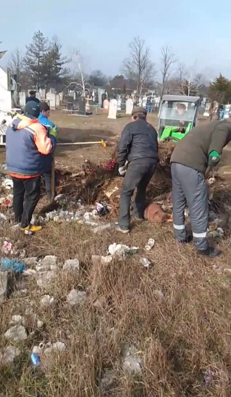 В Черниговском районе привели в порядок местное кладбище