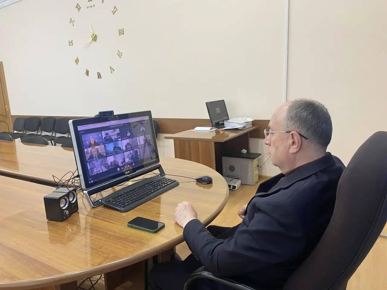 Ориентир на поддержку. Заместитель министра Марк Джанаев принял участие в совещании, организованном в режиме видеоконференцсвязи (ВКС) Министерством просвещения Российской Федерации