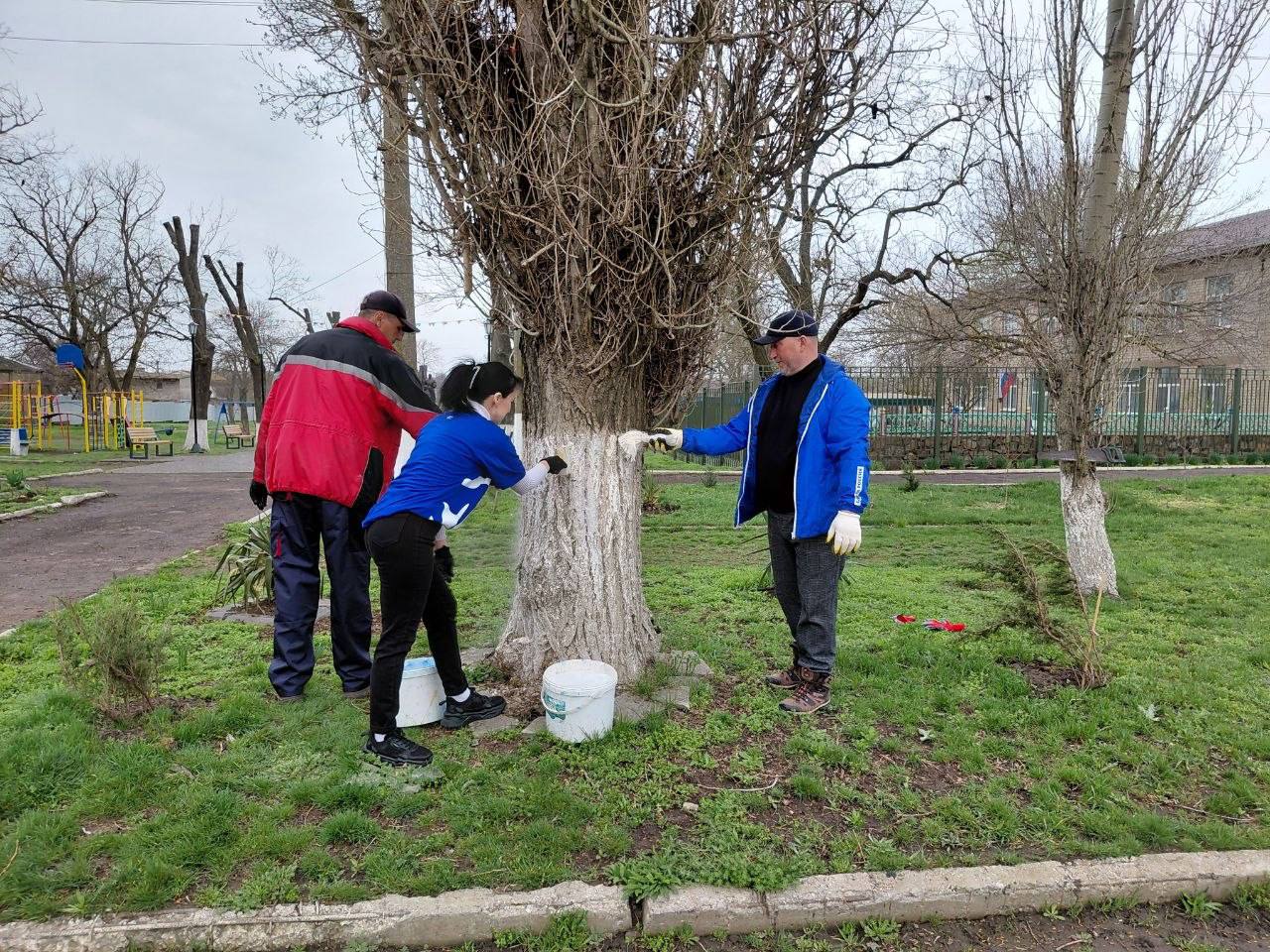Субботник в Луначарском: Вместе создаем чистоту и красоту! Субботник в Луначарском: Вместе создаем чистоту и красоту!