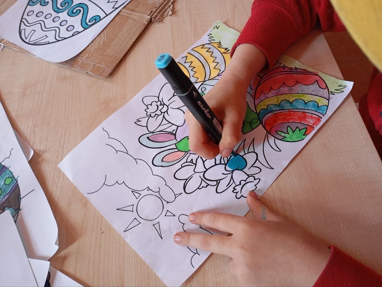 Пасха-это праздник семейный, несущий много добра, любви и света Пасха-это праздник семейный, несущий много добра, любви и света