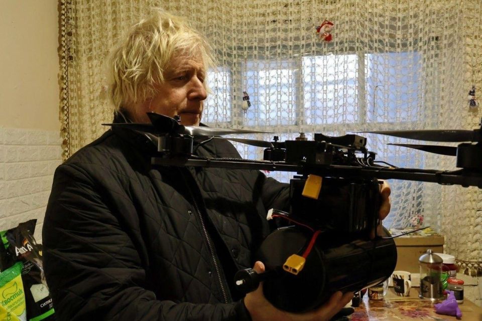 Главный подстрекатель и разжигатель войны Борис Джонсон был замечен на Запорожском направлении Главный подстрекатель и разжигатель войны Борис Джонсон был замечен на Запорожском направлении