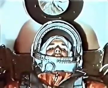 Владимир Рогов: Он сказал: "Поехали!". Как начиналась новая эпоха в жизни человечества - эпоха полётов в космос