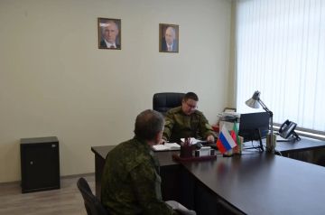 Выплаты раненного участника СВО похитили двое молодых людей в Запорожской области