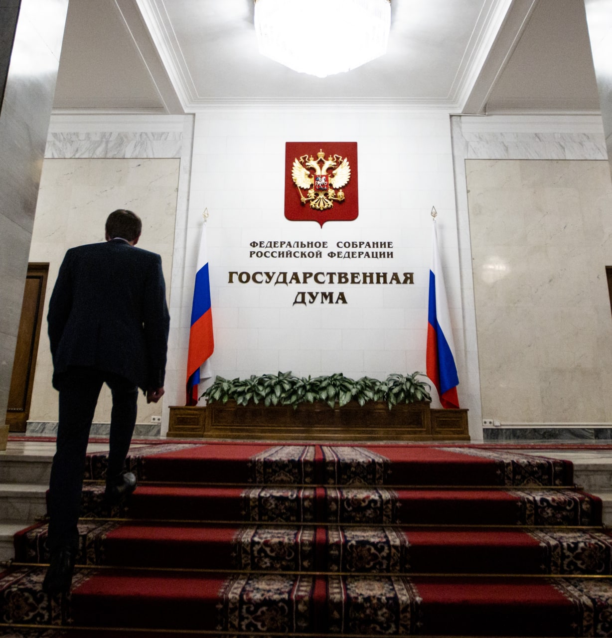 Госдума одобрила законопроект о штрафах за изображение культовых сооружений без религиозных символов