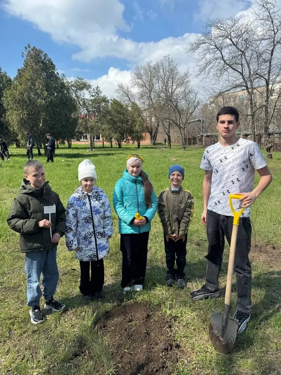 Акция «НАШЕ КЛАССНОЕ ДЕРЕВО»: озеленяем будущее вместе! Акция «НАШЕ КЛАССНОЕ ДЕРЕВО»: озеленяем будущее вместе!