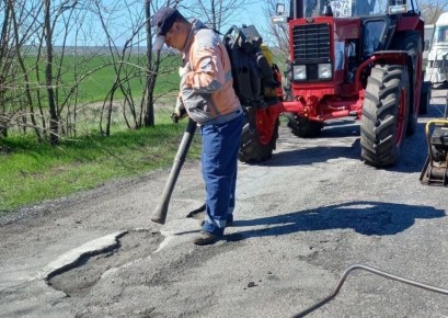 ГУП «УАЗО» продолжает выполнять комплекс работ по восстановлению автомобильных дорог региона