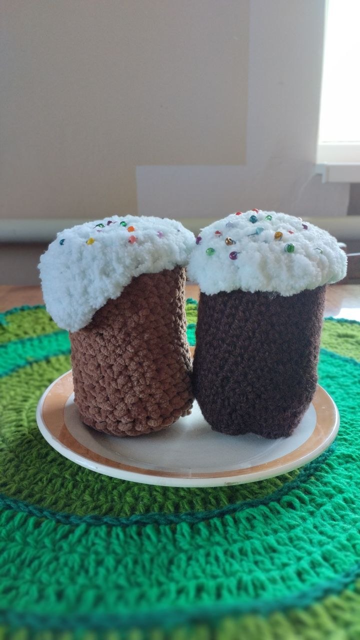 В Приазовском доме культуры на кружке " Золотые ручки "юные мастерицы подготовили подарки к светлому празднику Пасха В Приазовском доме культуры на кружке " Золотые ручки "юные мастерицы подготовили подарки к светлому празднику Пасха