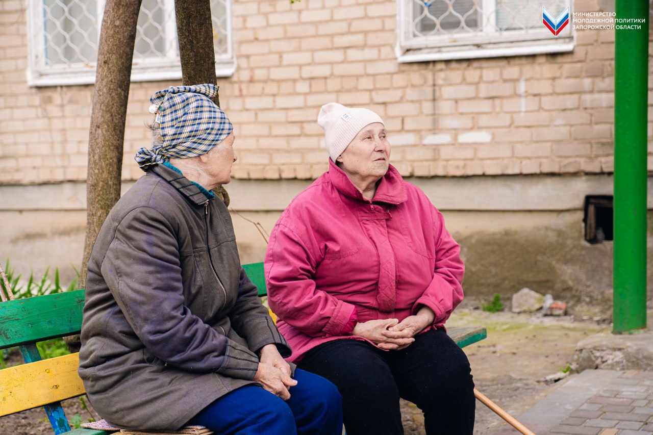 Помощь рядом!. В связи с отсутствием электроснабжения, волонтёры молодёжного движения «Юг Молодой» совместно с активистами регионального штаба #МЫВМЕСТЕ, «Волонтёры Победы» и бойцами «Добровольческой молодёжной дружины»... Помощь рядом!. В связи с отсутствием электроснабжения, волонтёры молодёжного движения «Юг Молодой» совместно с активистами регионального штаба #МЫВМЕСТЕ, «Волонтёры Победы» и бойцами «Добровольческой молодёжной дружины»...