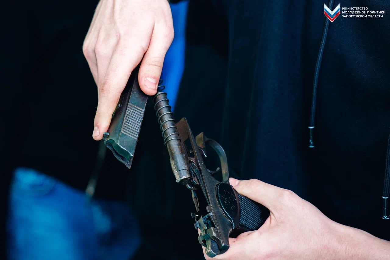 Каждый может помочь: для учащихся в Новоалексеевке прошли «Уроки мужества» Каждый может помочь: для учащихся в Новоалексеевке прошли «Уроки мужества»