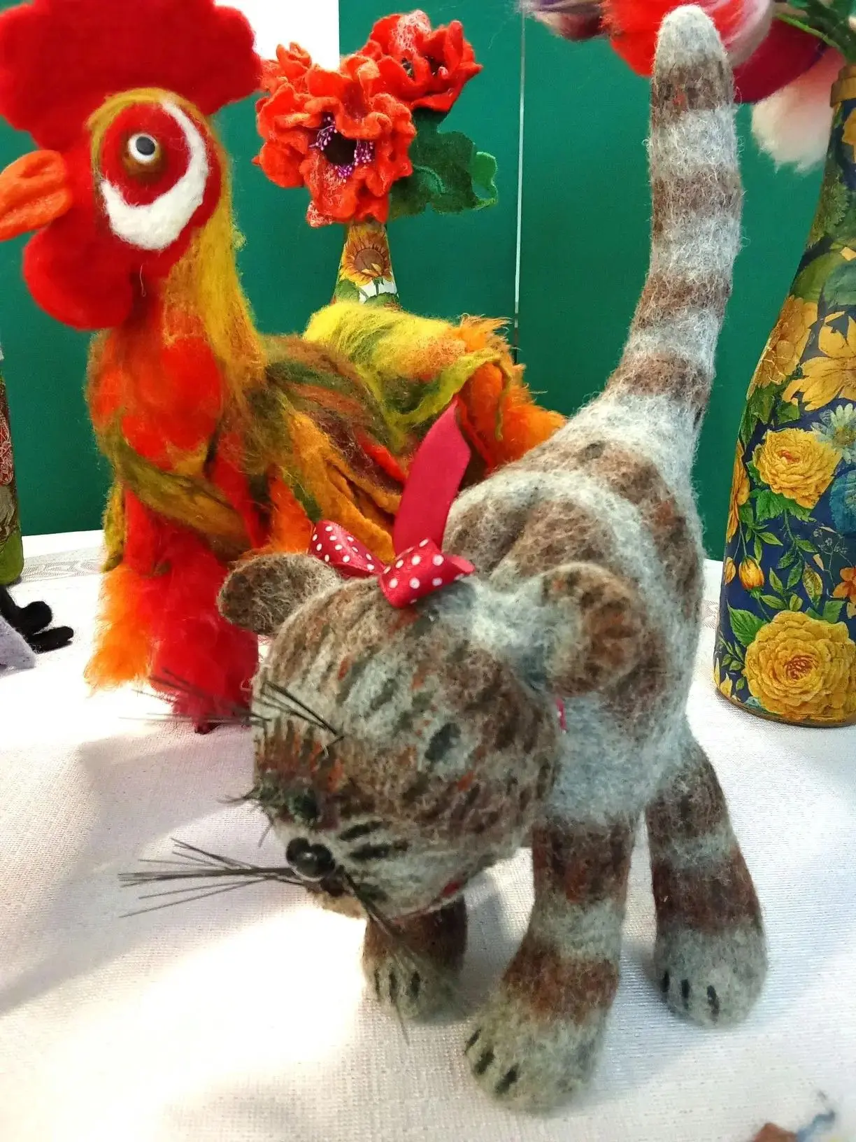 В энергодарском Дворце культуры «Современник» открылась выставка декоративно-прикладного искусства "Пасхальный свет и радость" В энергодарском Дворце культуры «Современник» открылась выставка декоративно-прикладного искусства "Пасхальный свет и радость"