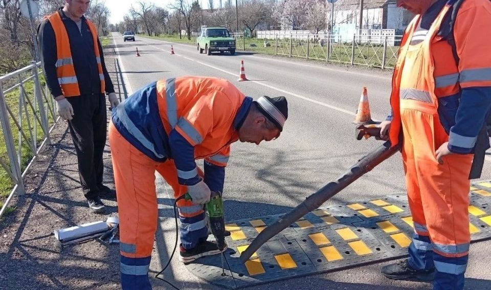 Новые «лежачие полицейские» появились на дорогах Запорожской области Новые «лежачие полицейские» появились на дорогах Запорожской области