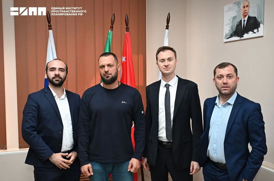 Единый институт примет участие в разработке мегапроекта «Азовская перспектива» Единый институт примет участие в разработке мегапроекта «Азовская перспектива»