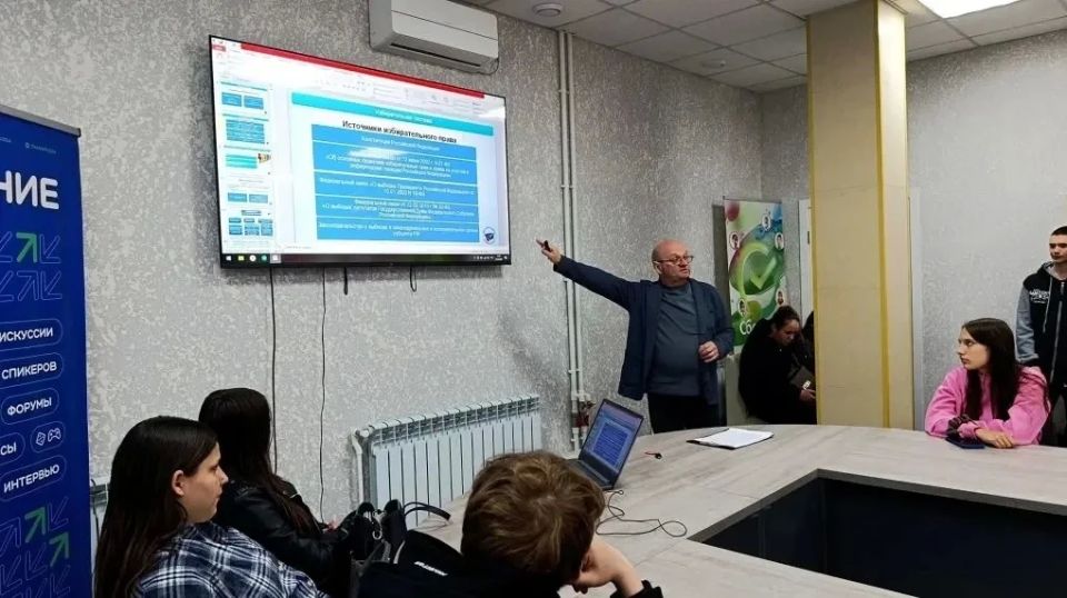 Будущим юристам из Мелитопольского многопрофильного колледжа рассказали о выборах Будущим юристам из Мелитопольского многопрофильного колледжа рассказали о выборах