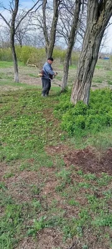 Село Радоловка присоединилось к субботнику в рамках двухмесячника по наведению санитарного порядка и благоустройству территорий, объявленному главой Приморского муниципалитета Село Радоловка присоединилось к субботнику в рамках двухмесячника по наведению санитарного порядка и благоустройству территорий, объявленному главой Приморского муниципалитета
