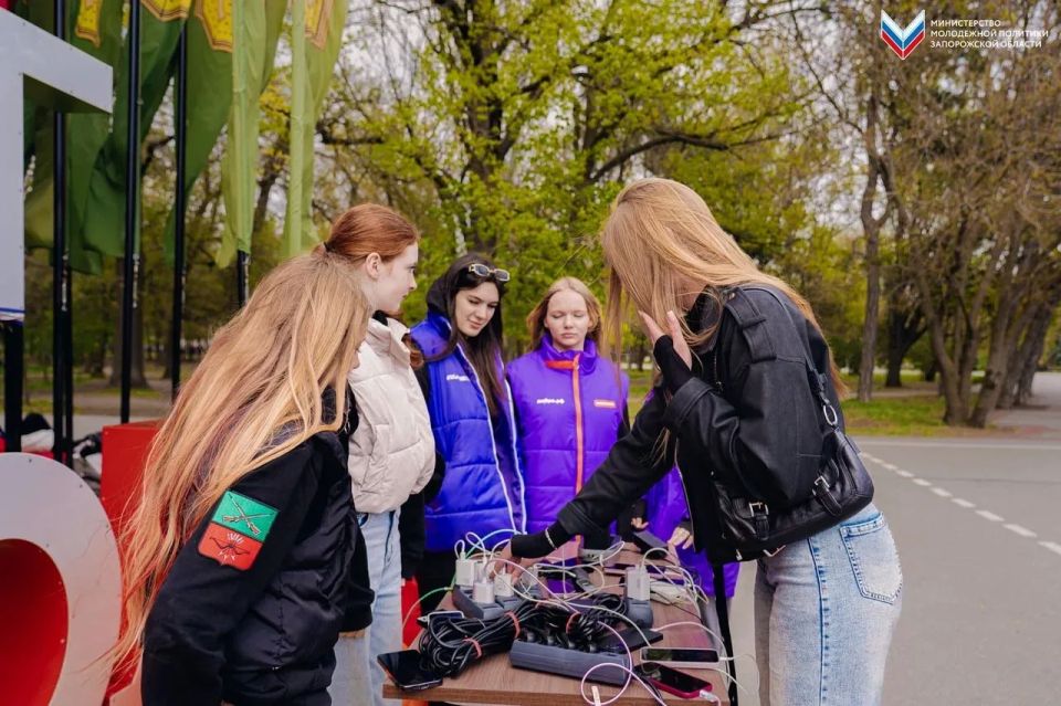 «Добро.Точка»: в Мелитополе работает пункт подзарядки «Добро.Точка»: в Мелитополе работает пункт подзарядки