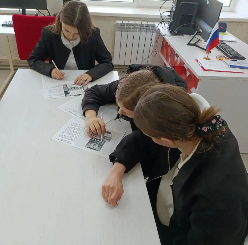 22.04.2026 г. в ГБУ "Комплексный центр социального обслуживания населения" Министерства труда и социальной политики Запорожской области в рамках межведомственного взаимодействия в отделении социальной помощи семьям с детьми... 22.04.2026 г. в ГБУ "Комплексный центр социального обслуживания населения" Министерства труда и социальной политики Запорожской области в рамках межведомственного взаимодействия в отделении социальной помощи семьям с детьми...