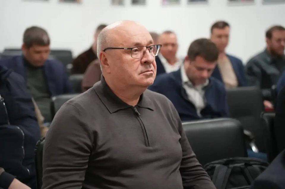 Евгений Балицкий: Провел очередное заседание коллегиального органа по вопросам управления и распоряжения имуществом Запорожской области Евгений Балицкий: Провел очередное заседание коллегиального органа по вопросам управления и распоряжения имуществом Запорожской области
