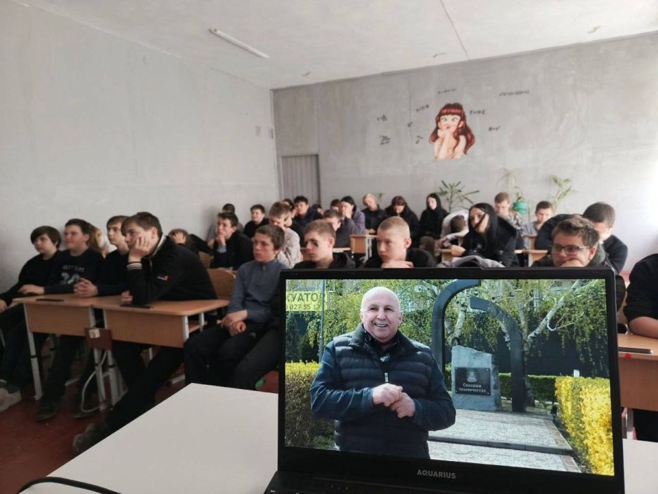 В ГБУ ОО ЗО "Партизанская школа - детский сад" состоялся Всероссийский открытый урок "Основы безопасности жизнедеятельности", посвящённый Дню участников ликвидации последствий радиационных аварий и катастроф и 40-летию со... В ГБУ ОО ЗО "Партизанская школа - детский сад" состоялся Всероссийский открытый урок "Основы безопасности жизнедеятельности", посвящённый Дню участников ликвидации последствий радиационных аварий и катастроф и 40-летию со...