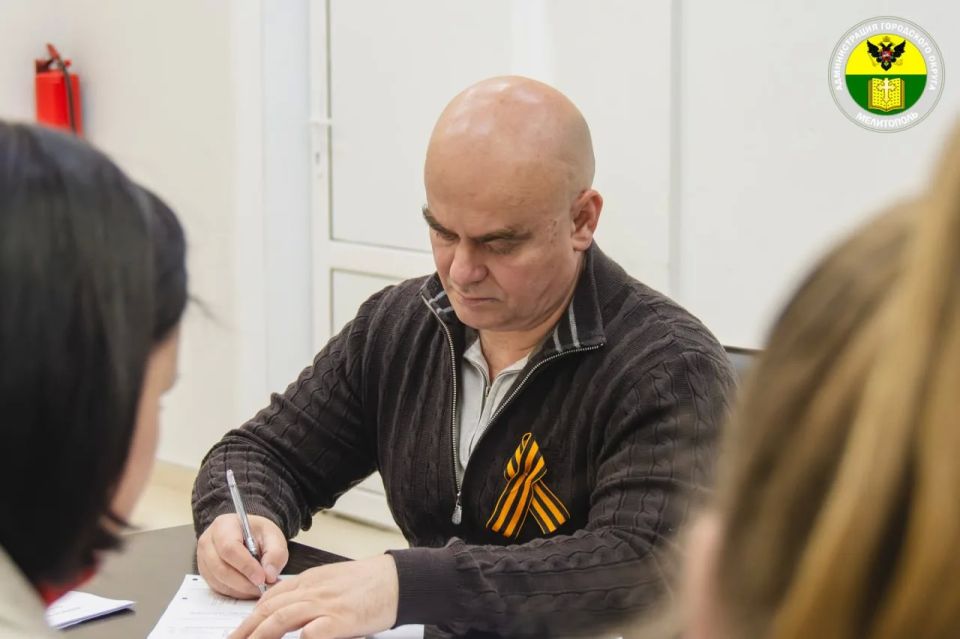 Сергей Золотарёв: Сегодня совместно с коллегами принял участие в ежегодной всероссийской акции «Диктант Победы» Сергей Золотарёв: Сегодня совместно с коллегами принял участие в ежегодной всероссийской акции «Диктант Победы»