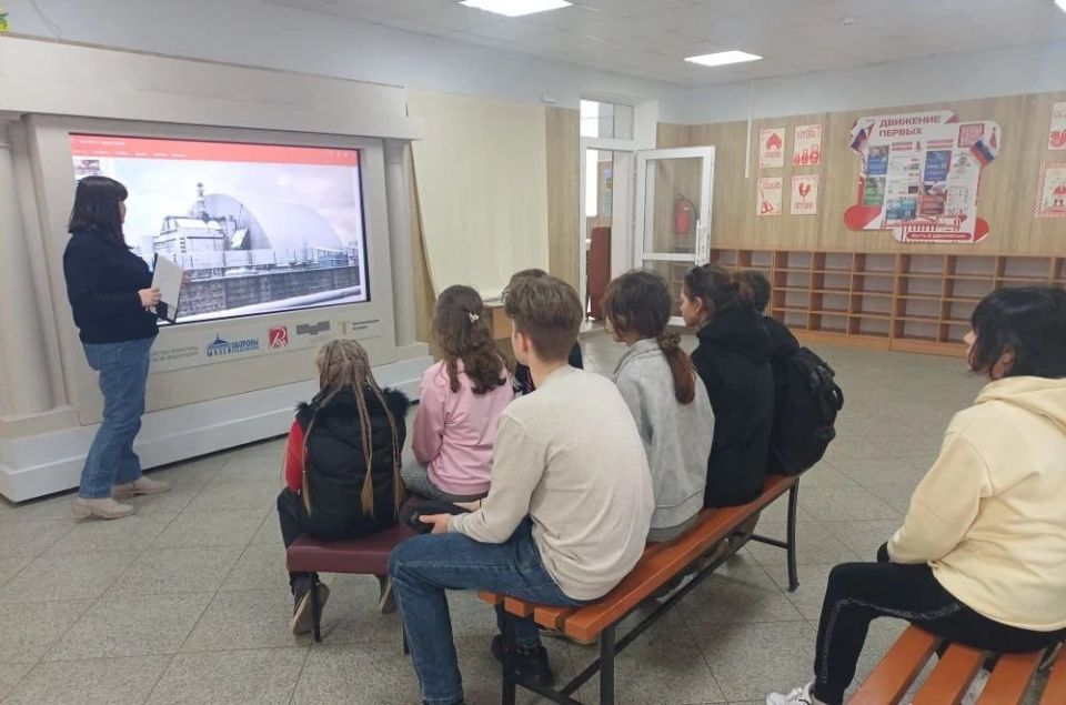 «Уроки памяти»: информационный час «Чернобыль — память и боль!» «Уроки памяти»: информационный час «Чернобыль — память и боль!»
